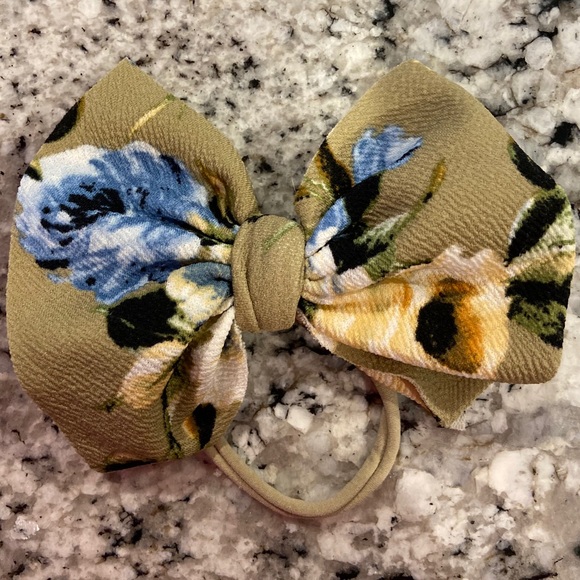 LITTLE LOPERS Other - LITTLE LOPERS MYSTERY BIG BOW ON NYLON